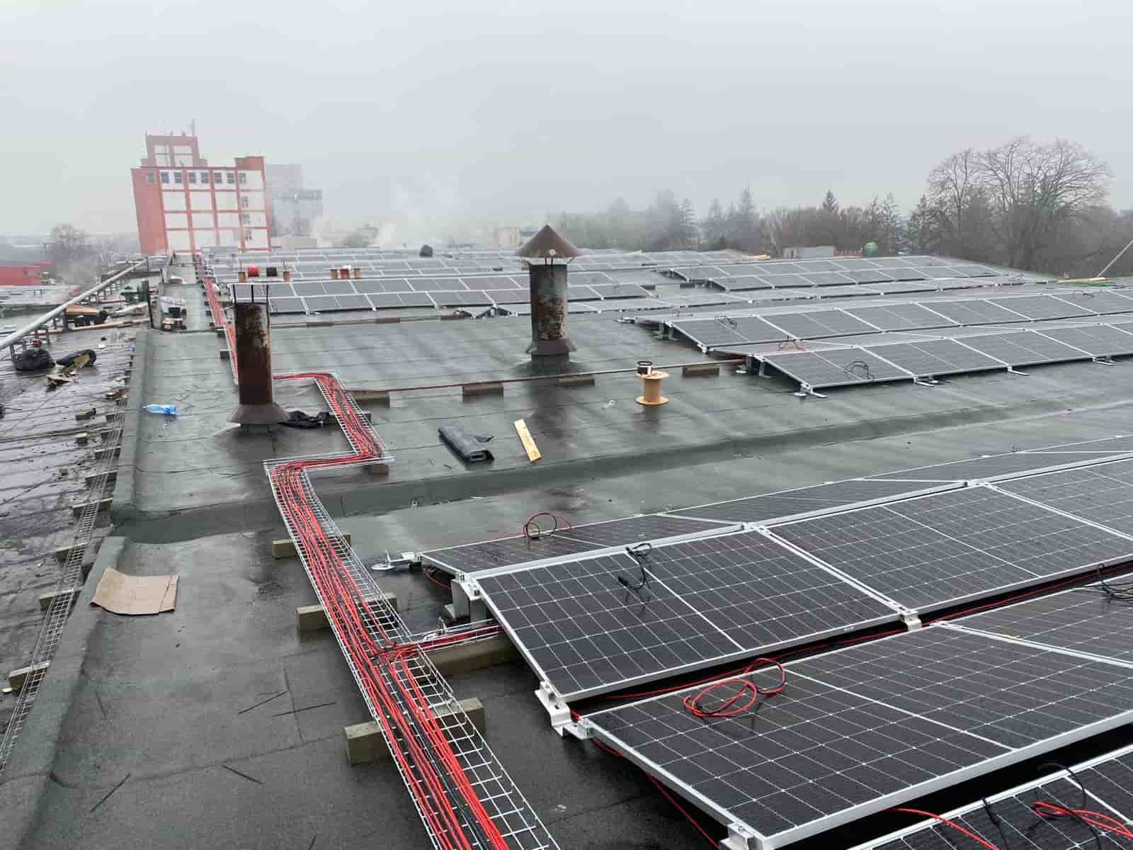 Sistem Fotovoltaic - panouri fotovoltaice în Bacău